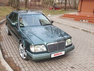 1994 Mercedes-Benz E-Класс 220 I (W124), зелёный, 1200000 рублей, вид 2