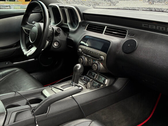 2009 Chevrolet Camaro V, серый, 2500000 рублей - вид 17