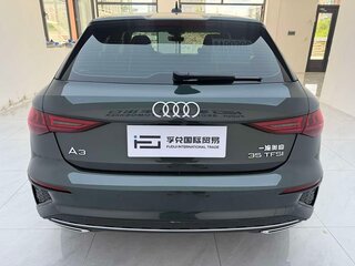 2022 Audi A3 Sportback 35 TFSI IV (8Y), чёрный, 2150000 рублей, вид 5