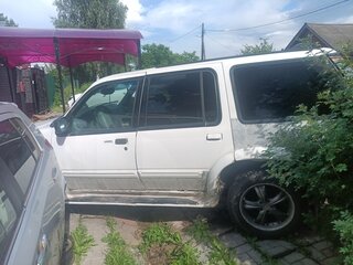 1995 Ford Explorer II, белый, 200000 рублей, вид 5