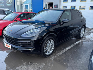 2018 Porsche Cayenne III, чёрный, 6100000 рублей, вид 3