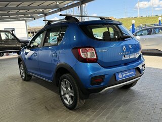 2018 Renault Sandero Stepway II Рестайлинг, синий, 1199000 рублей, вид 3
