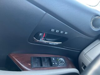 2011 Lexus RX 450h III, белый, 2200000 рублей, вид 4