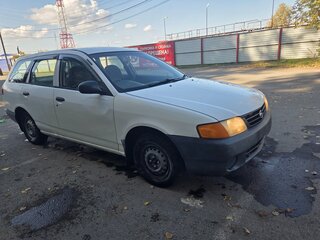 2001 Nissan AD II, белый, 300000 рублей, вид 2