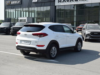 2016 Hyundai Tucson III, белый, 1217000 рублей, вид 4