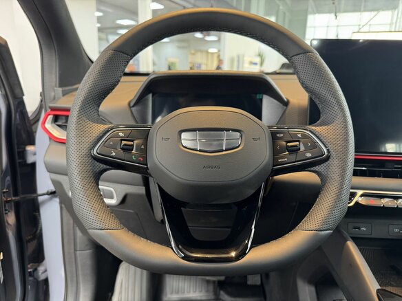 2026 Geely Coolray I Рестайлинг 2, фиолетовый, 2964990 рублей - вид 8