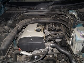 1998 Mercedes-Benz C-Класс 180 I (W202) Рестайлинг, зелёный, 1300000 рублей, вид 4