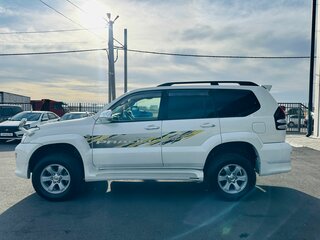 2003 Toyota Land Cruiser Prado 120 Series, белый, 1999900 рублей, вид 3