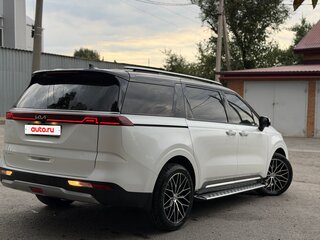 2023 Kia Carnival IV, белый, 4100000 рублей, вид 3