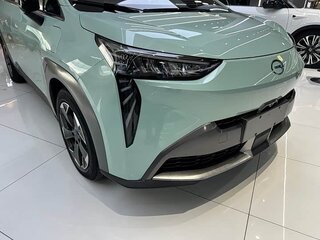 2022 Aion Y Plus 64 kWh, голубой, 1570000 рублей, вид 2
