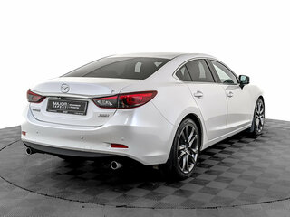 2017 Mazda 6 III (GJ) Рестайлинг, белый, 2070000 рублей, вид 5