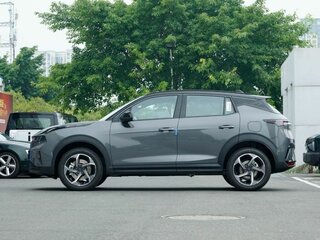 2026 Lynk & Co 06 I Рестайлинг, серый, 2690000 рублей, вид 3