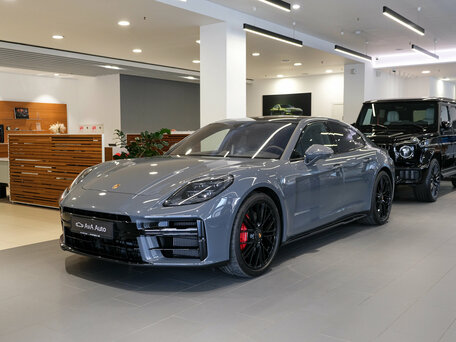 Porsche Panamera III