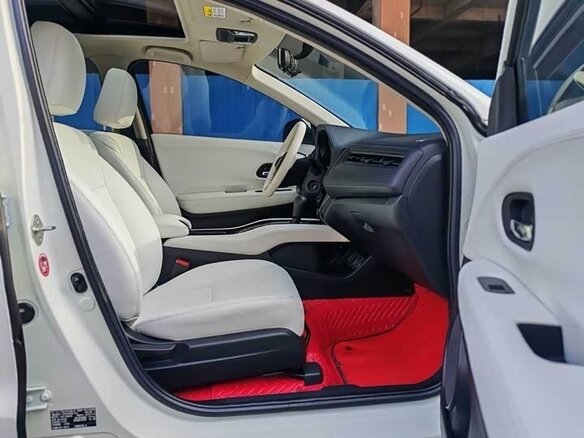 2022 Honda Vezel I Рестайлинг, белый - вид 6