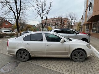 2012 Skoda Octavia II (A5) Рестайлинг, белый, 780000 рублей, вид 4