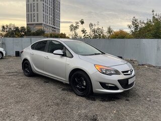 2012 Opel Astra J Рестайлинг, серебристый, 1000000 рублей, вид 2