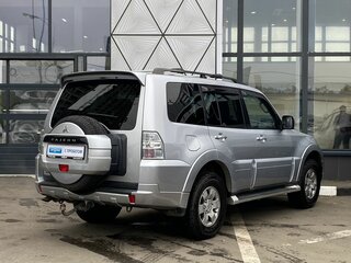2011 Mitsubishi Pajero IV Рестайлинг 1, серебристый, 1569000 рублей, вид 5