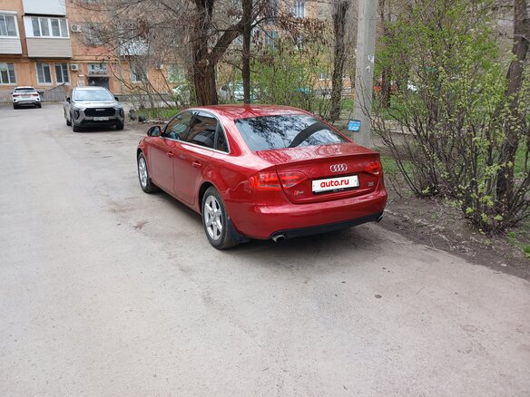 2008 Audi A4 IV (B8), красный, 1200000 рублей - вид 2