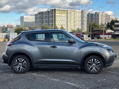 2014 Nissan Juke I Рестайлинг, серый, 1050000 рублей, вид 4