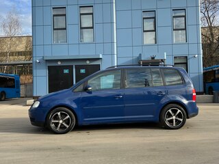 2005 Volkswagen Touran I, синий, 550000 рублей, вид 3