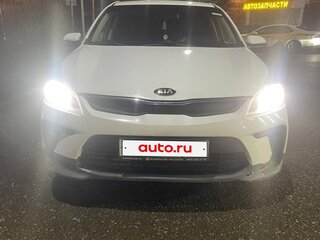 2018 Kia Rio IV, белый, 949000 рублей, вид 2