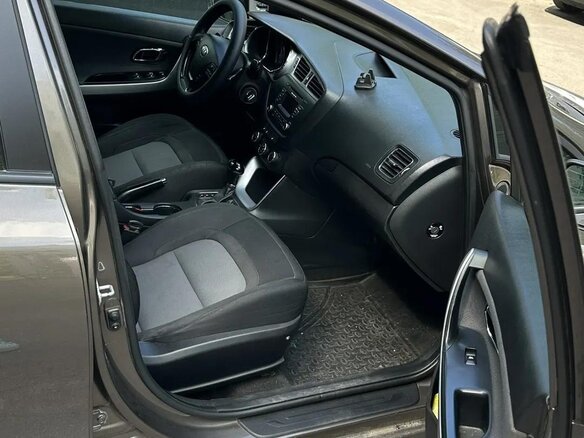 2015 Kia Ceed II, коричневый, 1050000 рублей - вид 5