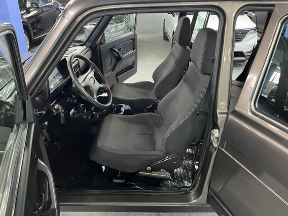 2018 Lada (ВАЗ) 2131 (4x4) I, коричневый, 629000 рублей - вид 17