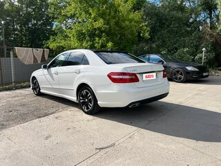 2012 Mercedes-Benz E-Класс 300 IV (W212, S212, C207), белый, 1680000 рублей, вид 4