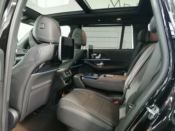 2025 Mercedes-Benz GLS 450 II (X167) Рестайлинг, чёрный, 22454000 рублей - вид 25