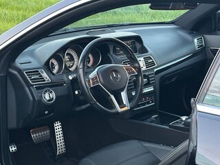 2013 Mercedes-Benz E-Класс 200 IV (W212, S212, C207) Рестайлинг, чёрный, 1600000 рублей, вид 5
