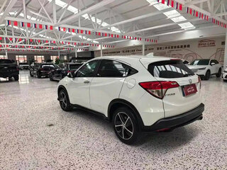 2021 Honda Vezel I Рестайлинг, белый, 1350001 рублей, вид 5