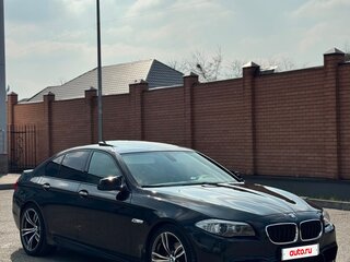2010 BMW 5 серии 523i VI (F10/F11/F07), чёрный, 1850000 рублей, вид 1