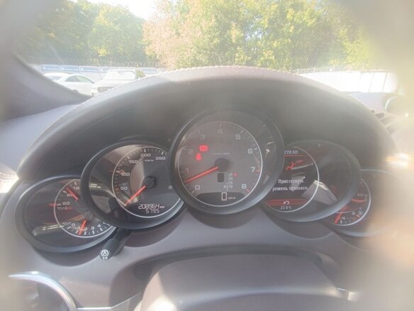 2010 Porsche Cayenne S II (958), серый, 2000000 рублей - вид 8