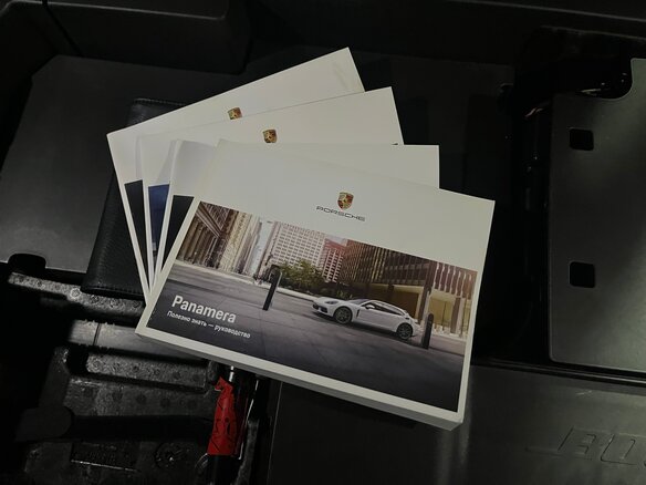 2020 Porsche Panamera II Рестайлинг, красный, 11594775 рублей - вид 32