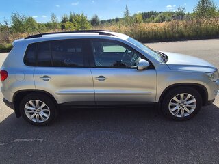 2010 Volkswagen Tiguan I, серебристый, 1090000 рублей, вид 4
