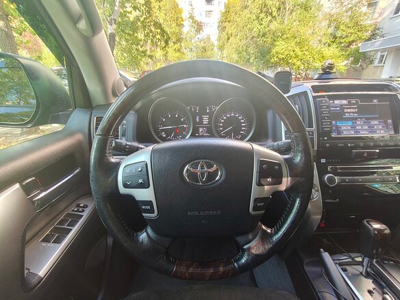 2013 Toyota Land Cruiser 200 Series Рестайлинг 1, чёрный, 3900000 рублей - вид 17