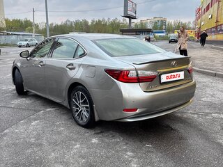 2016 Lexus ES 200 VI Рестайлинг, серый, 2100000 рублей, вид 5
