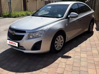 2013 Chevrolet Cruze I Рестайлинг, серебристый, 720000 рублей, вид 1