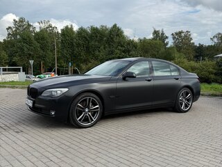 2011 BMW 7 серии Long 730Ld V (F01/F02/F04), чёрный, 2000000 рублей, вид 2