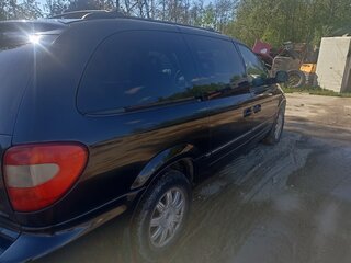 2006 Chrysler Voyager IV Рестайлинг, чёрный, 800000 рублей, вид 3