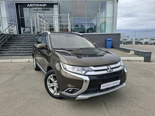 2018 Mitsubishi Outlander III Рестайлинг 2, коричневый, 1600000 рублей, вид 3
