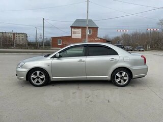 2005 Toyota Avensis II, серебристый, 560000 рублей, вид 2