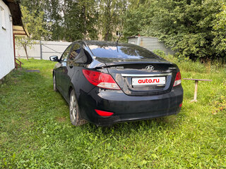 2011 Hyundai Solaris I, чёрный, 800000 рублей, вид 3