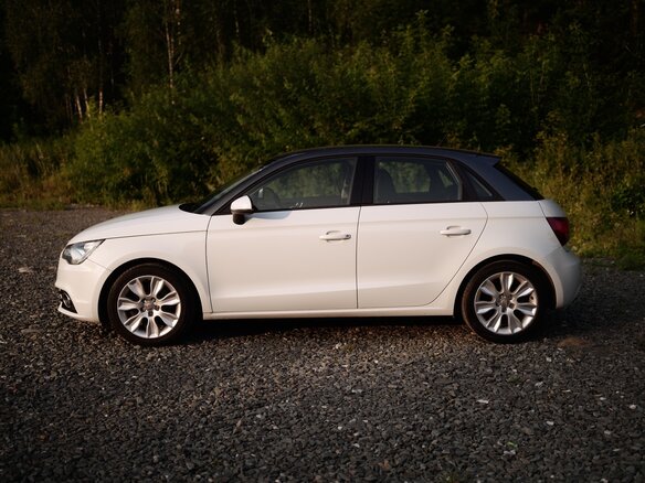 2012 Audi A1 I (8X), белый, 1090000 рублей - вид 8