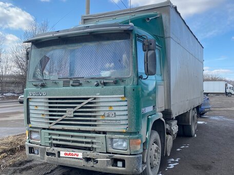 1988 Volvo F-Series, зелёный, 450000 рублей, вид 1