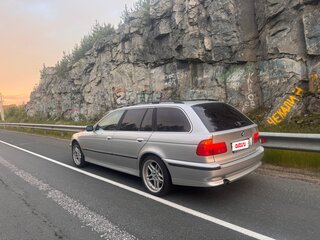 1998 BMW 5 серии 520i IV (E39), серебристый, 550000 рублей, вид 3