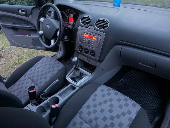 2008 Ford Focus II Рестайлинг, чёрный, 760000 рублей - вид 7