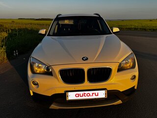 2013 BMW X1 20i I (E84) Рестайлинг, белый, 1350000 рублей, вид 2