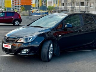 2011 Opel Astra J, чёрный, 675000 рублей, вид 3