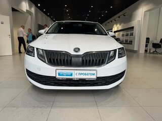 2018 Skoda Octavia III (A7) Рестайлинг, белый, 810000 рублей, вид 2